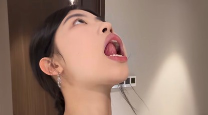 （舌頭頂上顎運動）