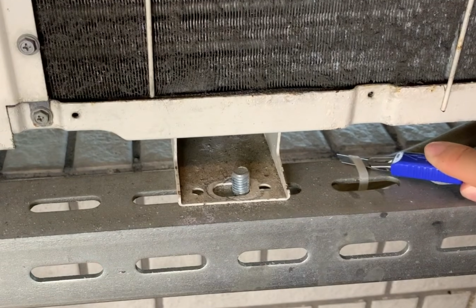 解決冷氣外機很大聲